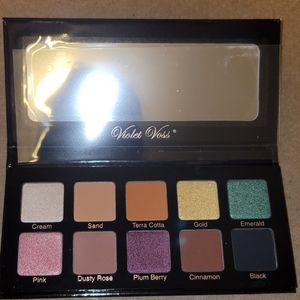 Essentials palette